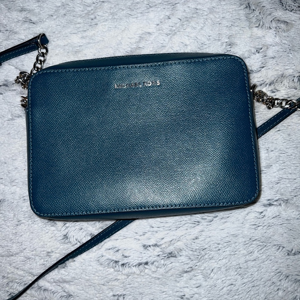 Michael Kors crossbody purse
